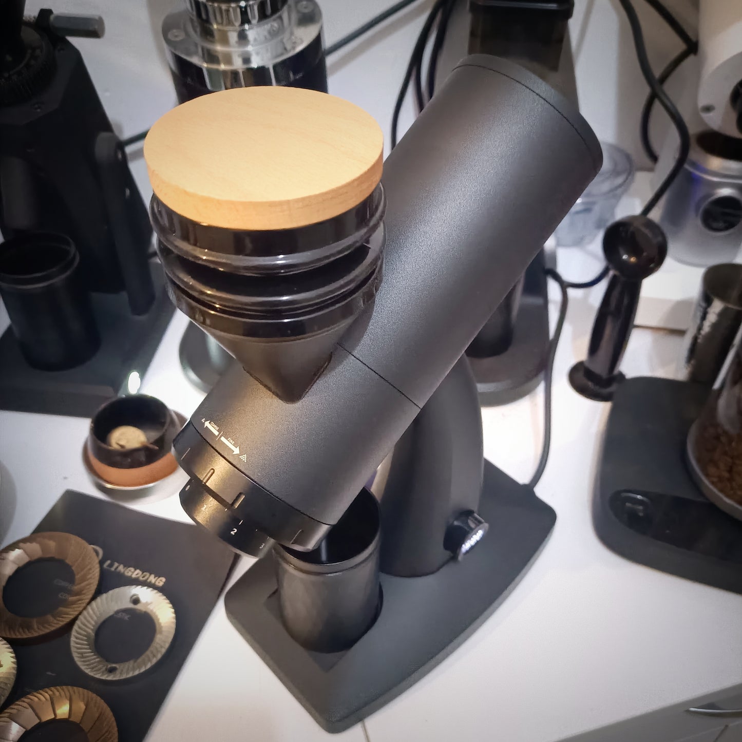 Coffee grinder | VS33 coffee grinder | brushless motor var RPM